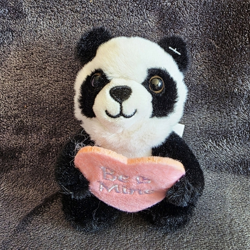 NWT Valentine's Day Mini Plush Toy in a Bag, cute panda BE MINE